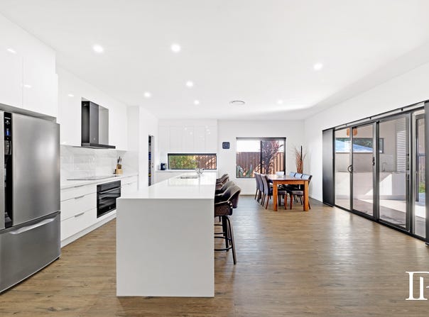 44 Skyline Circuit, Palmwoods, Qld 4555