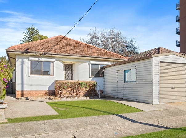 135 Great Western Highway, Mays Hill, NSW 2145