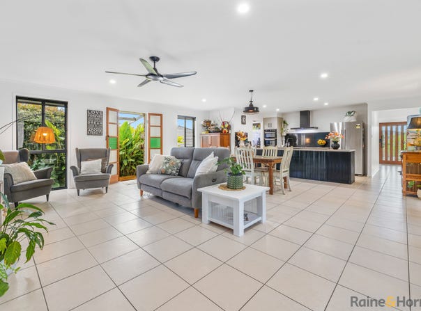 65 Newcastle Drive, Pottsville, NSW 2489