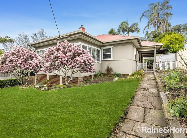 28 Henry Parry Drive, East Gosford, NSW 2250