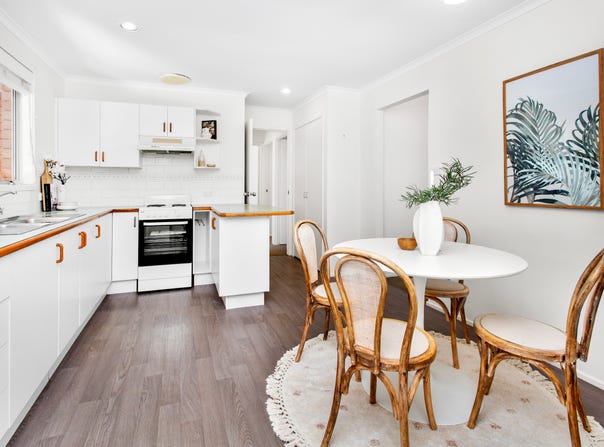 10 Cameron Crescent, Kiama Downs, NSW 2533