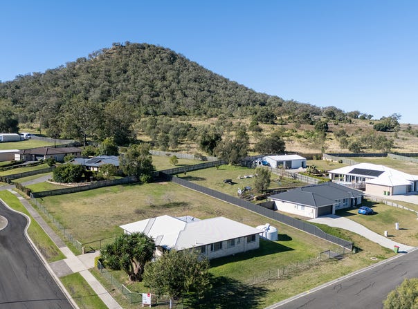 40 Catherine Crescent, Kingsthorpe, Qld 4400