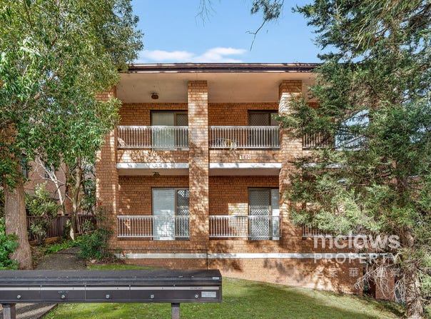 2/10 Hillcrest Avenue, Hurstville, NSW 2220