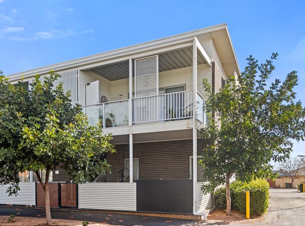 24/8 Trunnel Court, Seaford Meadows, SA 5169