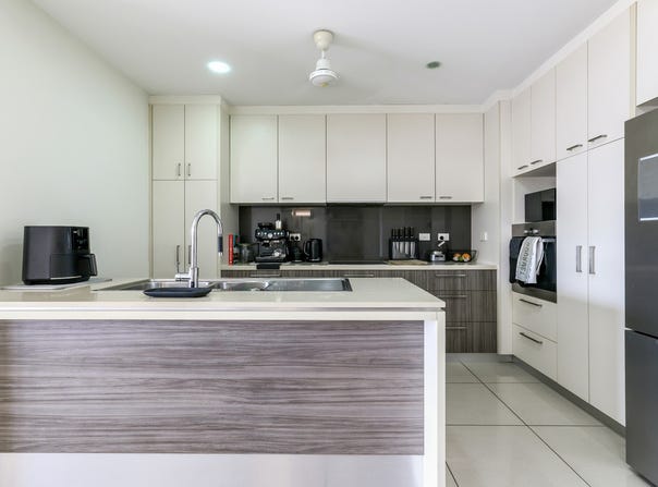 7/3 Packard Place, Darwin City, NT 0800