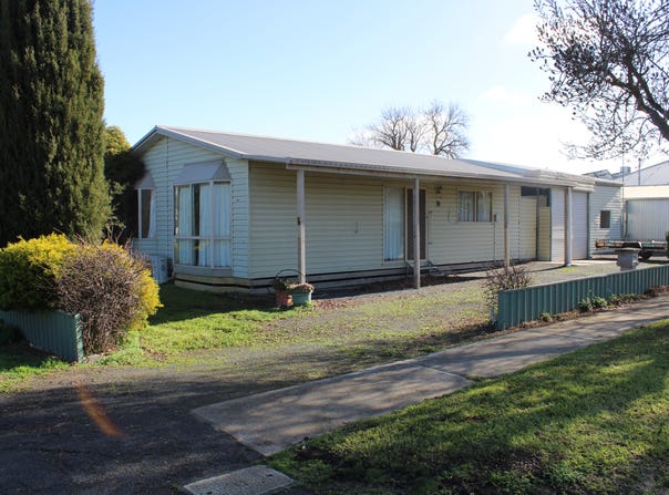 24 Phillips Street, Kaniva, Vic 3419
