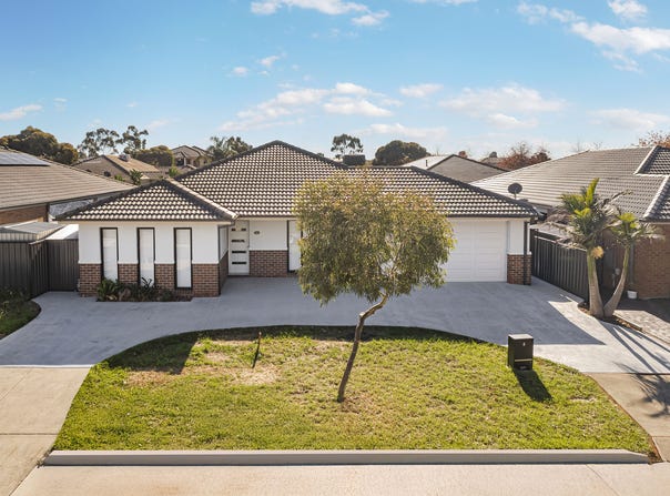4 Korab Place, Roxburgh Park, Vic 3064