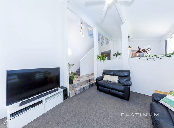 10 Alba Rise., Ocean Reef, WA 6027