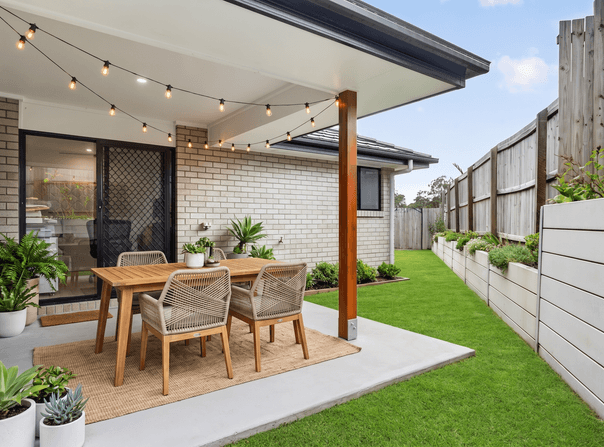 4 Clara Street, South Maclean, Qld 4280