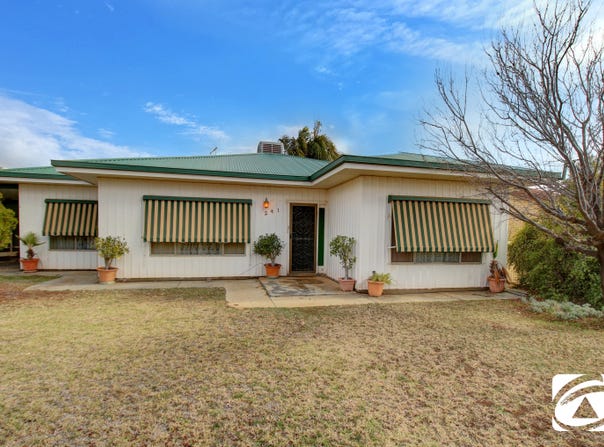 241 Hall Street, Broken Hill, NSW 2880