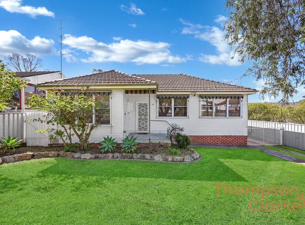 31 Weblands Street, Rutherford, NSW 2320