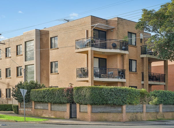 2/38-40 Edgbaston Road, Beverly Hills, NSW 2209