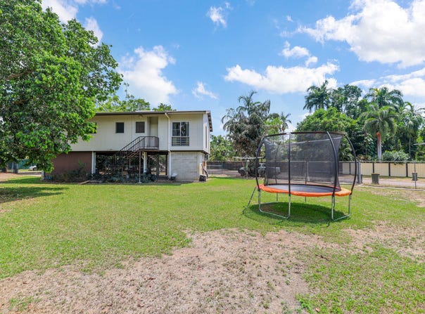 2 Gumnut Way, Moulden, NT 0830