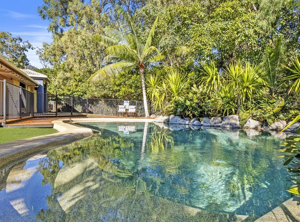 8 Constantia Crescent, Frenchville, Qld 4701