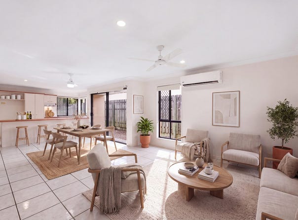 24/1-5 Studio Drive, Pacific Pines, Qld 4211