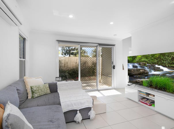 8/22 Alexandra Street, Booval, Qld 4304