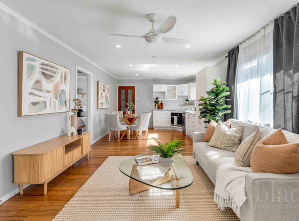 8 Old Northern Road, Everton Park, Qld 4053