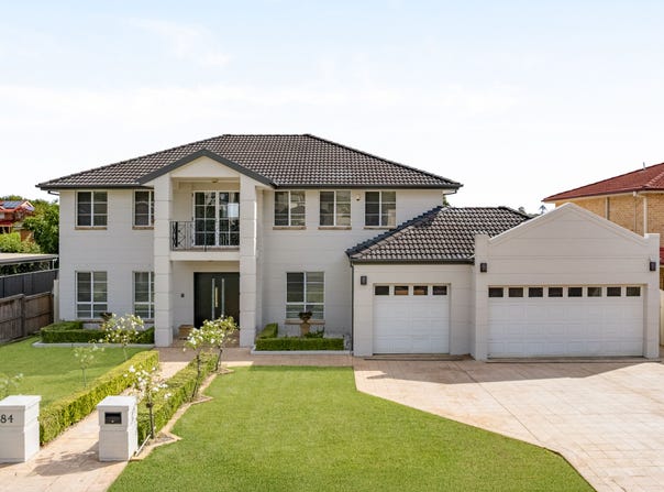 84 Englorie Park Drive, Glen Alpine, NSW 2560