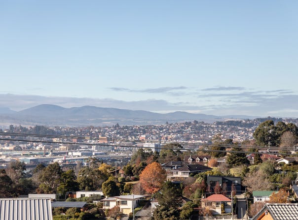 6 Balmoral Avenue, Riverside, Tas 7250