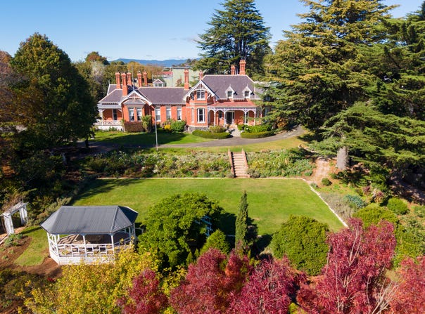 13 East Barrack Street, Deloraine, Tas 7304