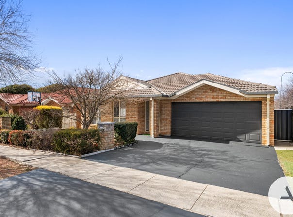 27 Petersilka St, Gungahlin, ACT 2912