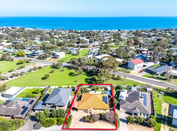 10 Merino Avenue, Carrickalinga, SA 5204