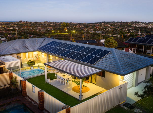 12 Glenys Street, Tweed Heads South, NSW 2486
