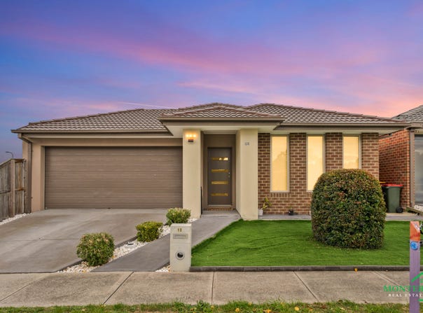 12 Laino Boulevard, Epping, Vic 3076