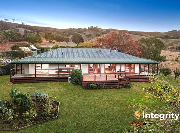 588 Larritts Lane, Glenburn, Vic 3717