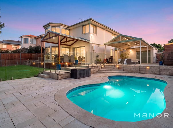 18 Shelly Crescent, Beaumont Hills, NSW 2155