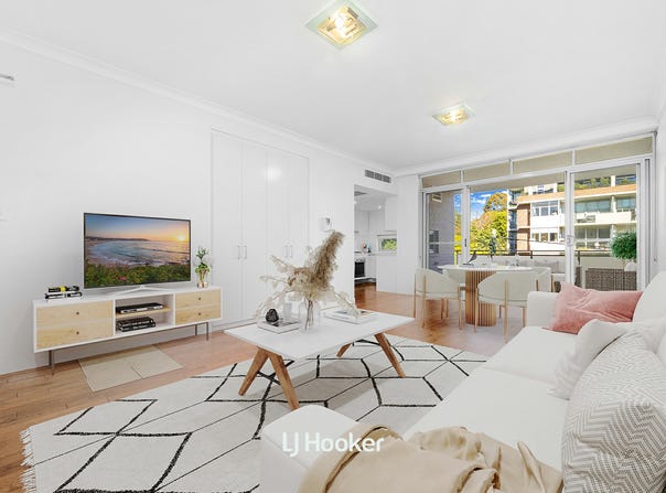 301/1-3 Sturt Place, St Ives, NSW 2075