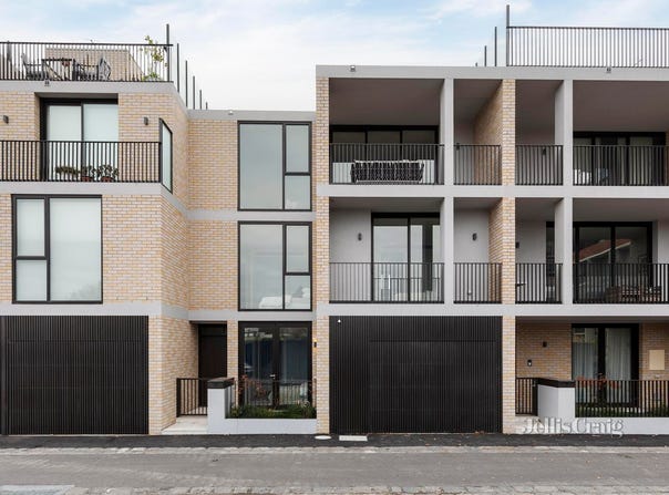 32 Kennedy Avenue, Richmond, Vic 3121