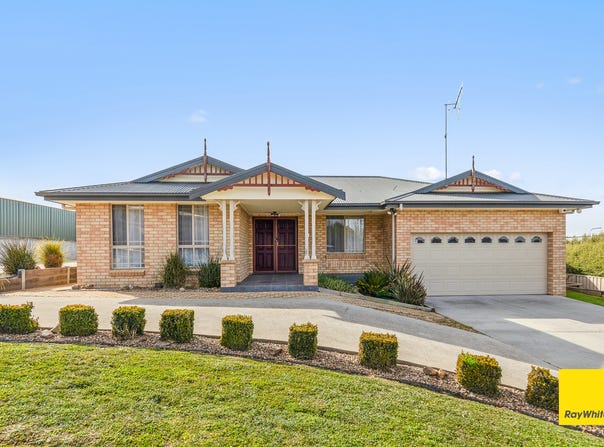 4 Mcfadzen Place, Bungendore, NSW 2621