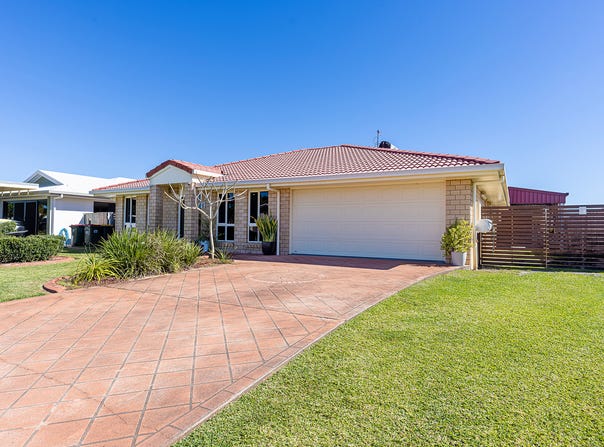 51 Companion Way, Bucasia, Qld 4750