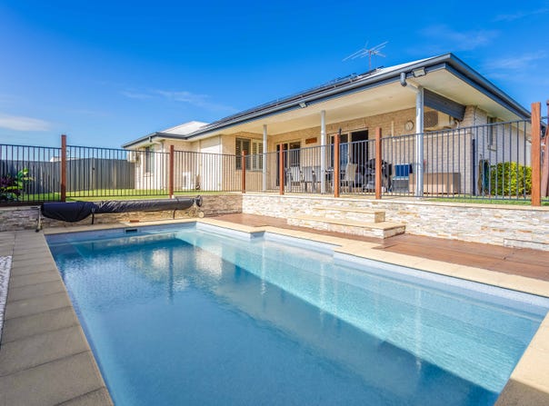 16 Tranquility Drive, Rothwell, Qld 4022