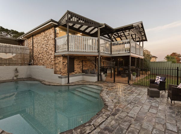 15 Columbia Street, Kearns, NSW 2558