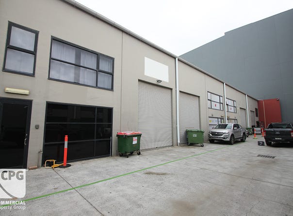 Moorebank, NSW 2170