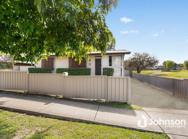 124 Robertson Road, Eastern Heights, Qld 4305