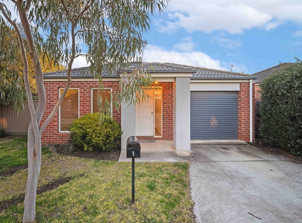 1/9 Burnett Street, Sebastopol, Vic 3356