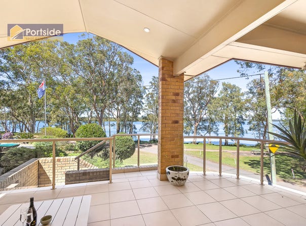 17 Gibbers Drive, Lemon Tree Passage, NSW 2319