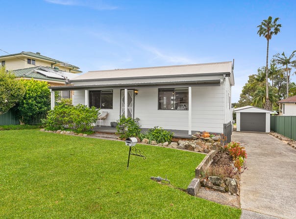 3 Rays Road, Bateau Bay, NSW 2261