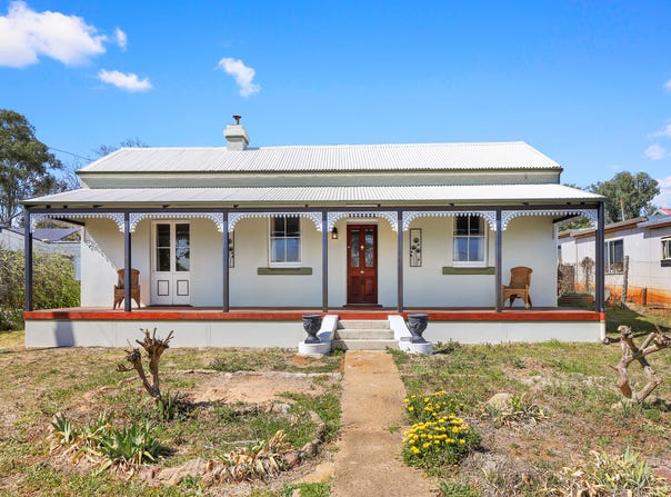 7 Railway Parade, Manilla, NSW 2346