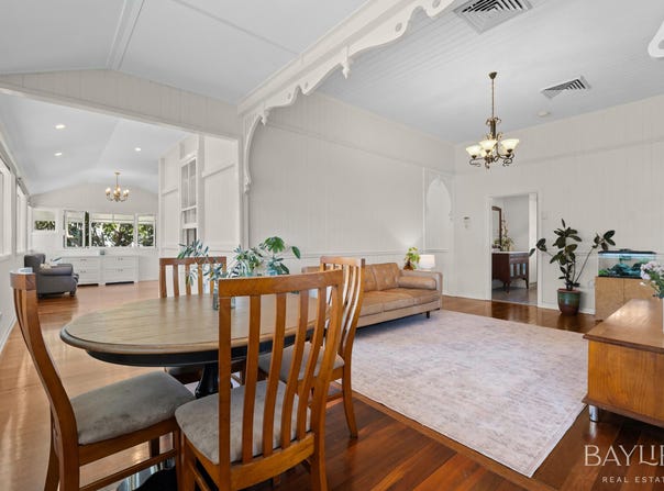 116 King Street, Woody Point, Qld 4019