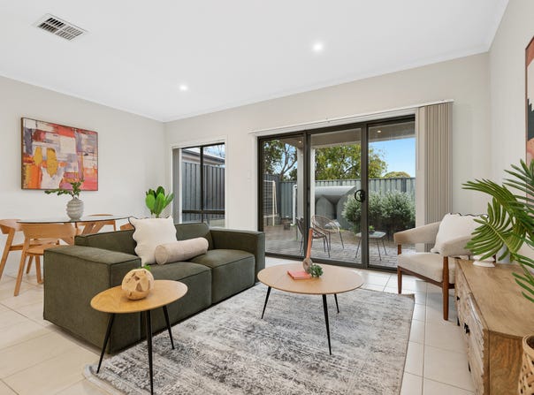 2 Greenasche Grove, Seacombe Gardens, SA 5047
