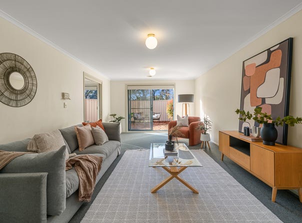 10/2 Dines Place, Bruce, ACT 2617