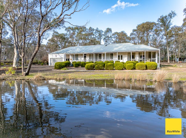 28 Sinclairs Road, Strathfieldsaye, Vic 3551