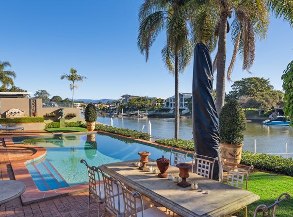 50 River Crescent, Broadbeach Waters, Qld 4218