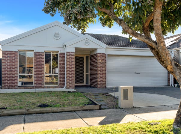 11 Millstream Pass, Craigieburn, Vic 3064