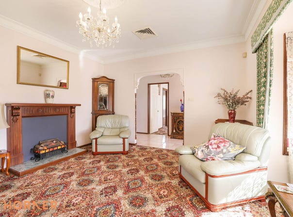 10 Guardian Road, Watanobbi, NSW 2259