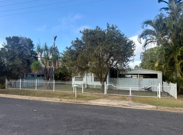 3 Leslie, Moranbah, Qld 4744
